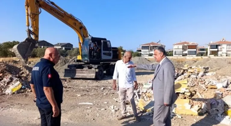 Edremit'te Moloz Temizliği