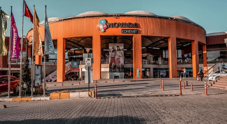 Novada Avm'de Bıçaklı Saldırı