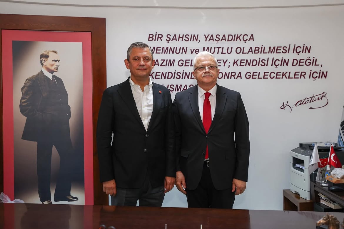 Ali Kemal Deveciler ve Ekibi CHP'den İstifa Etti