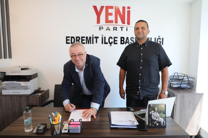Mehmet Ertaş Yeni Parti’ye katıldı